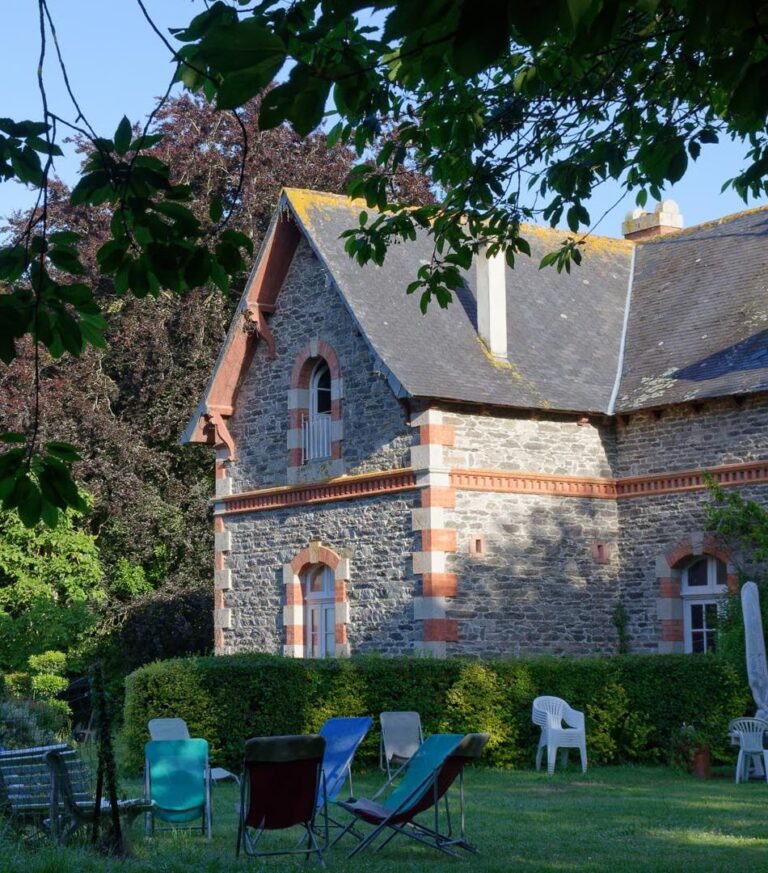 le_grand_logis_main_3