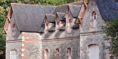 Le Grand Logis de Kerhir : <br>un gîte de groupe empreint d’histoire en Bretagne